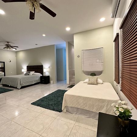 Casa Sasha'S Mini Palace แคนคูน ภายนอก รูปภาพ